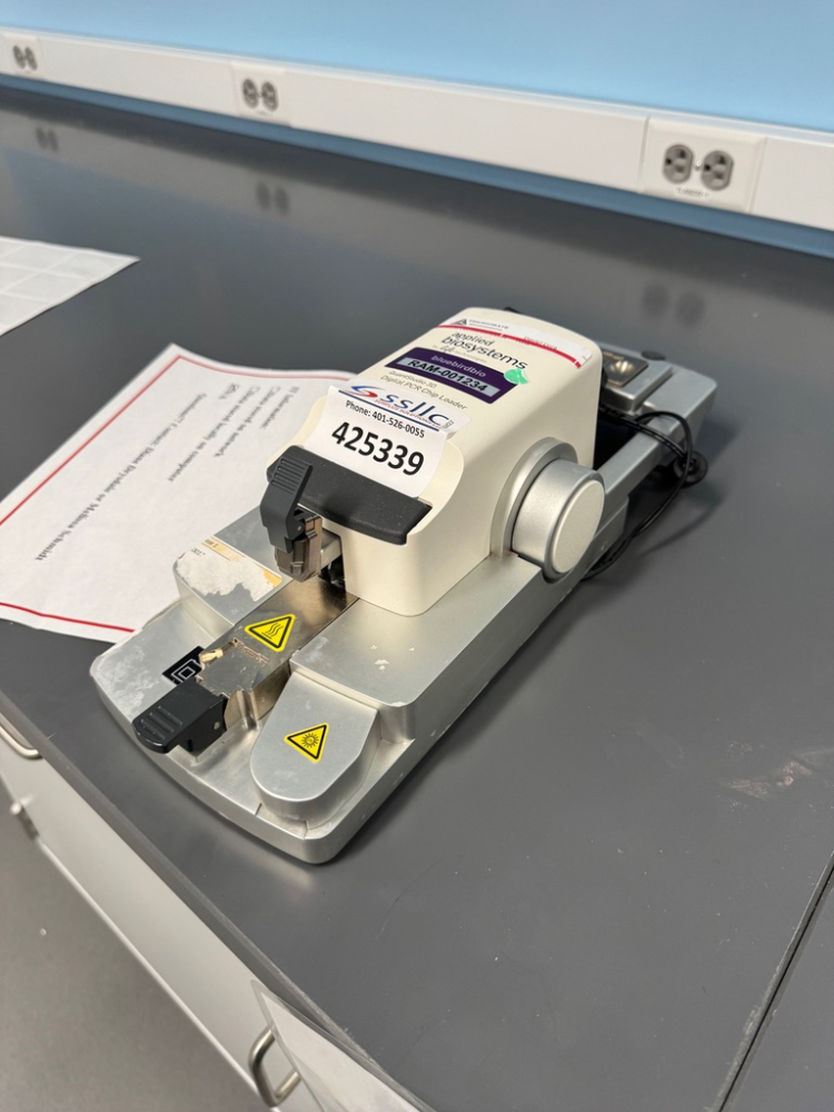 Image of Applied Biosystems QuantStudio 3D Digital PCR Chip Loader
